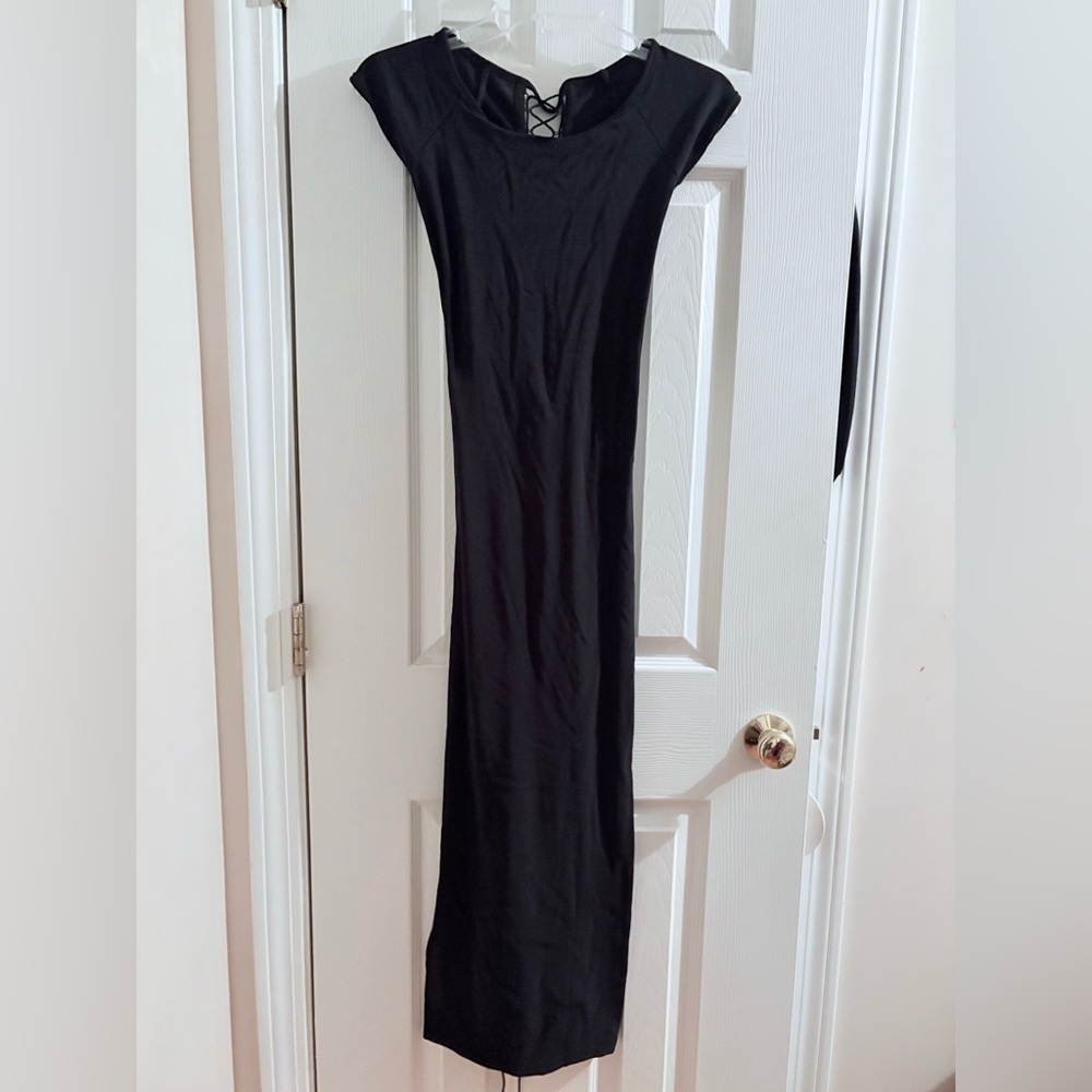 Elegant Black Maxi Dress